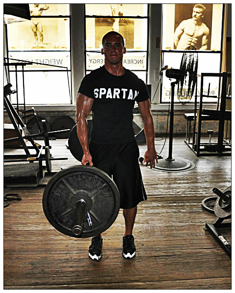 Suitcase Deadlift